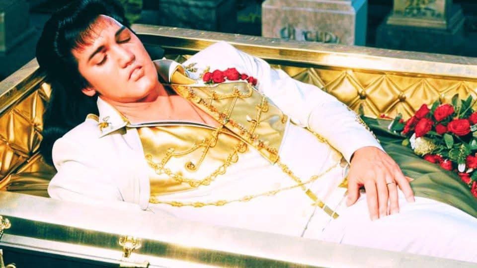 Elvis Presley Tomb Opened After 50 Years