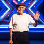 84-Year-Old Magician Stuns America’s Got Talent Audience with Unbelievable Performance 🎩✨