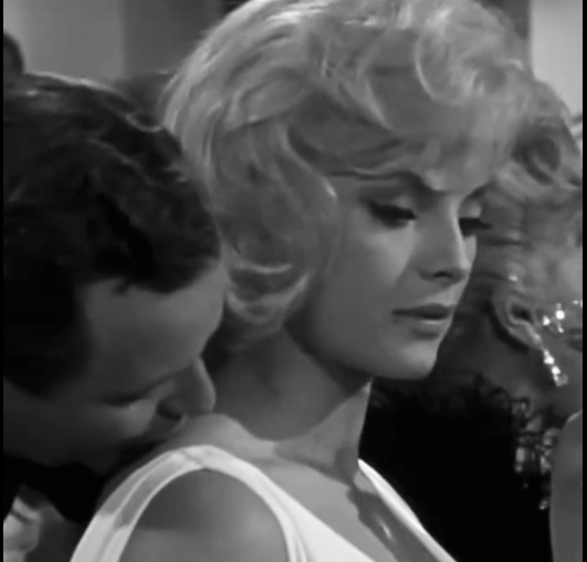 This Iconic Scene Was Never Edited (REEL)16
